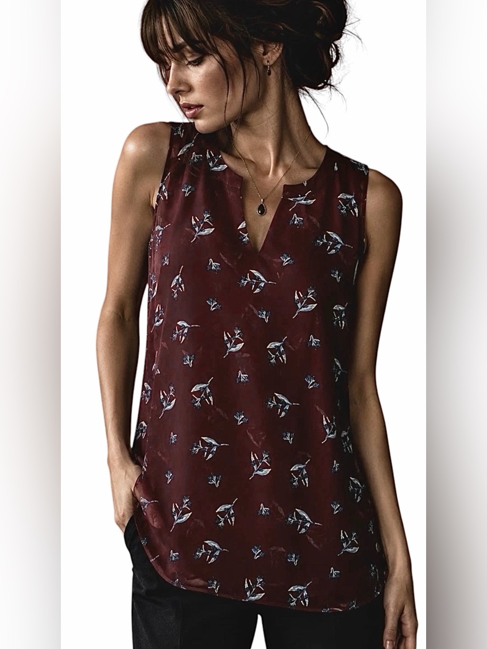 CAbi – Icy Bouquet Sleeveless Blouse #3444 – Burgundy Floral – Sz. M